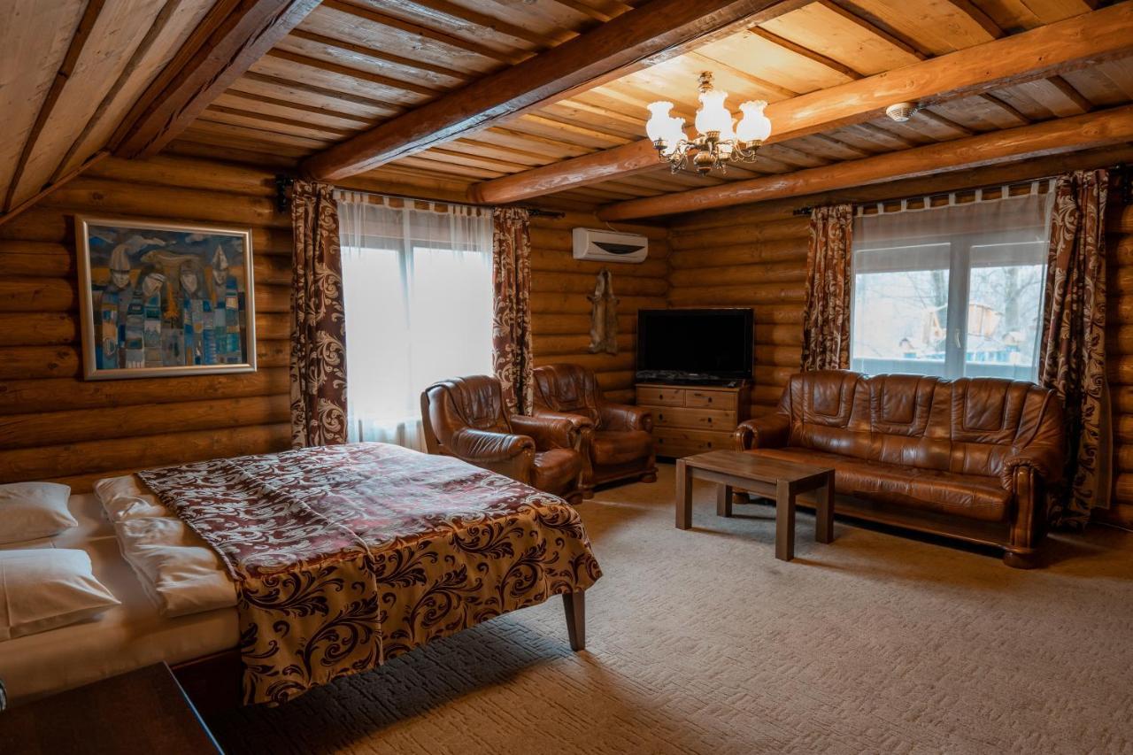 Villa Garden Hotel Királyfiszállás Kültér fotó